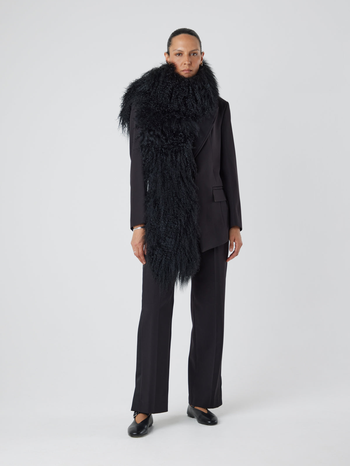 Black Mongolian Scarf with Belt | Womens | Gushlow & Cole-model with scarf over shoulder