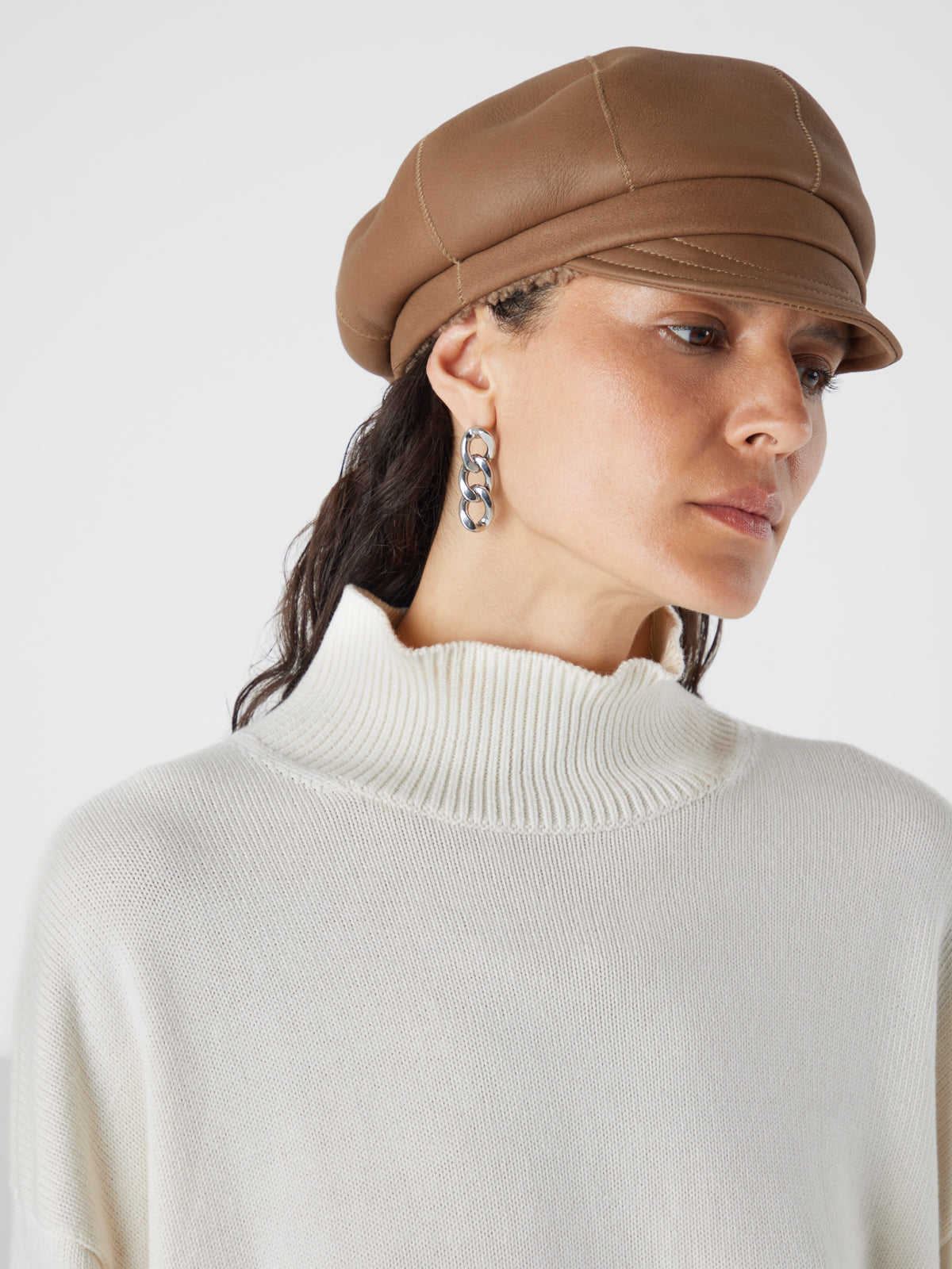 Camel Shearling Carnaby Cap | Women | Gushlow & Cole - model front