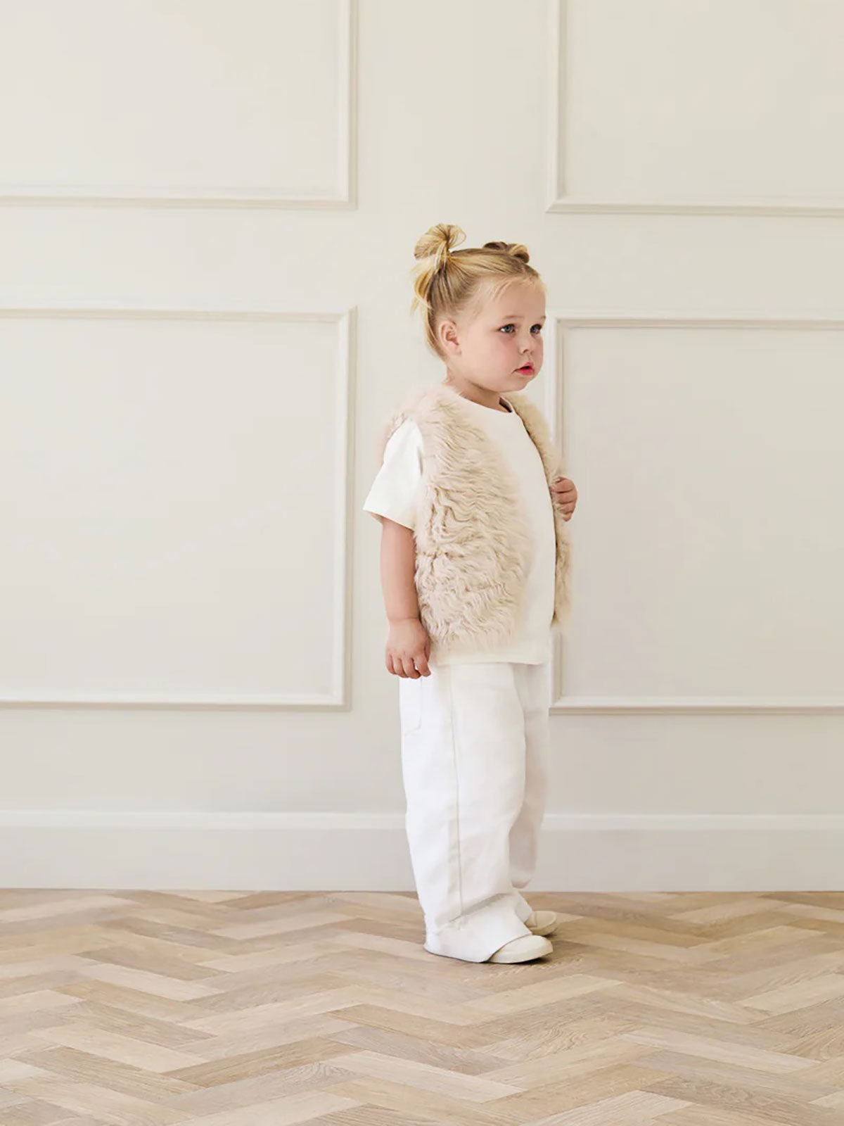 Cream Kids Curly Toscana Shearling Gilet | Kids | Gushlow & Cole - model inside