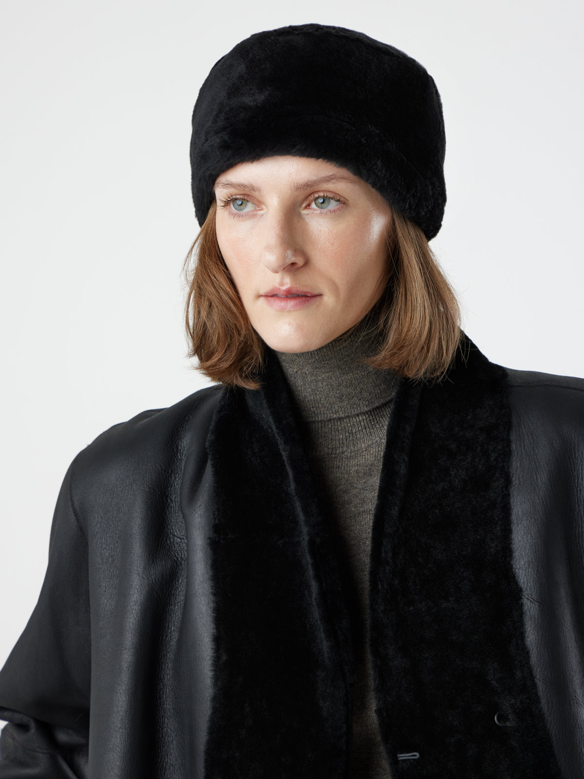 Merino Shearling Pill Box Hat