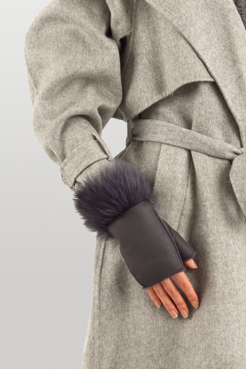 Mini Grey Shearling Mittens | Womens | Gushlow & Cole - mittens on models hand