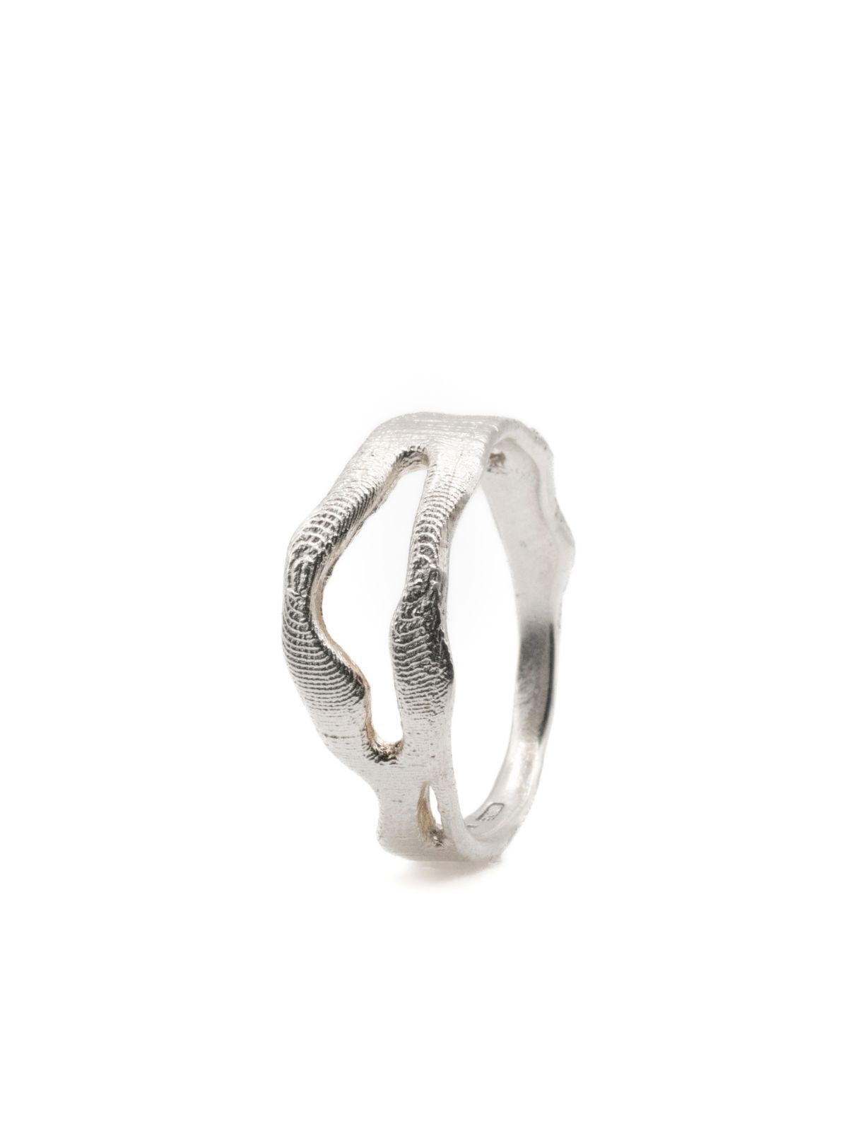 Studio Agaea Furrow Ring in Silver