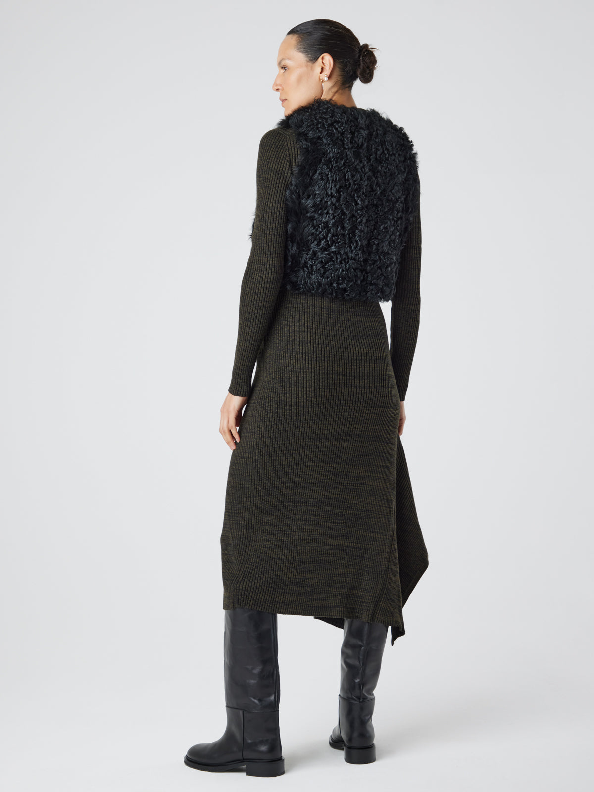 V Neck Black Cropped Shearling Gilet | Womens | Gushlow & Cole - full length gilet back