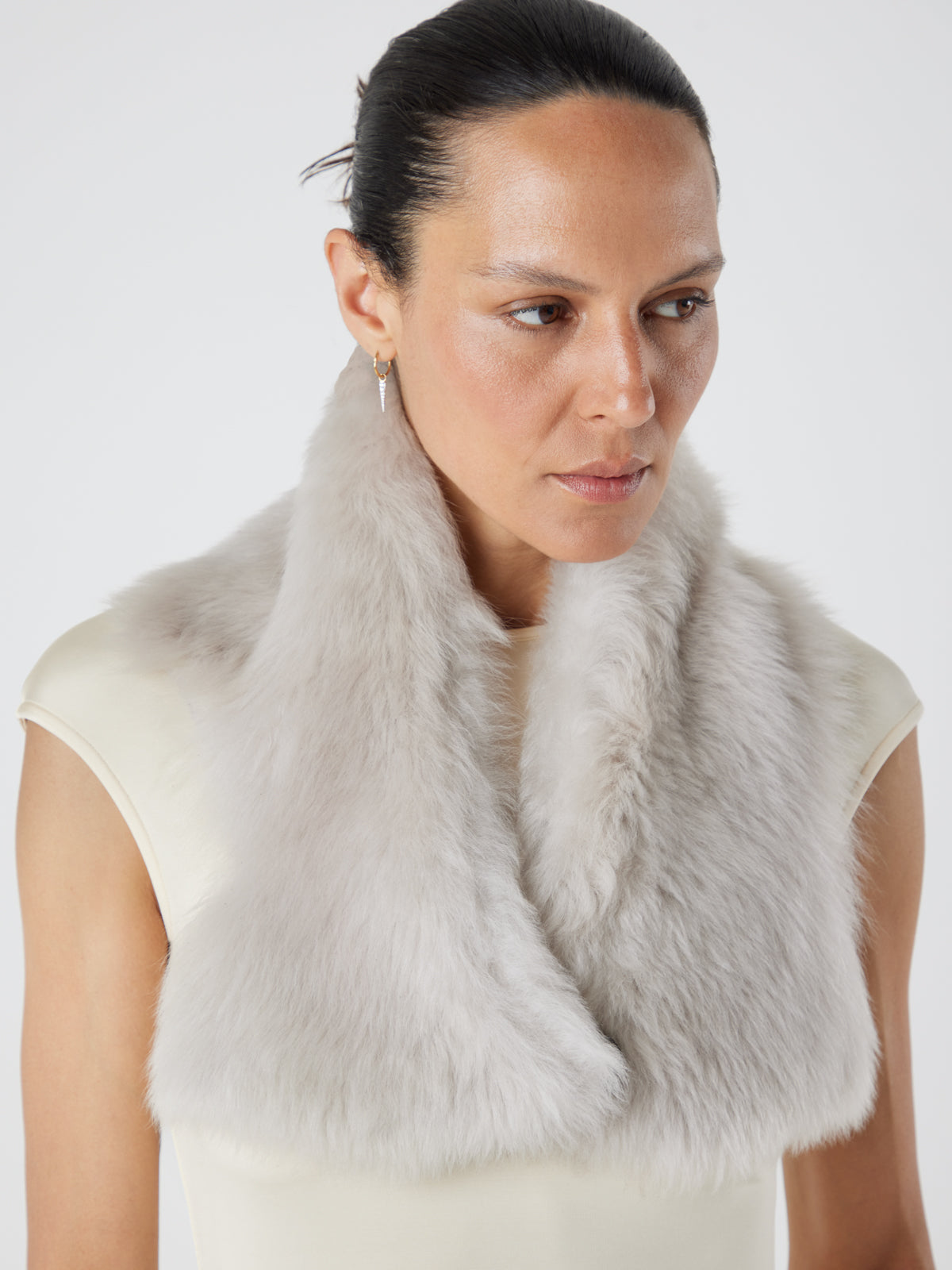 White Baby Button Shearling Scarf | Womens | Gushlow & Cole - model fixed with lower button