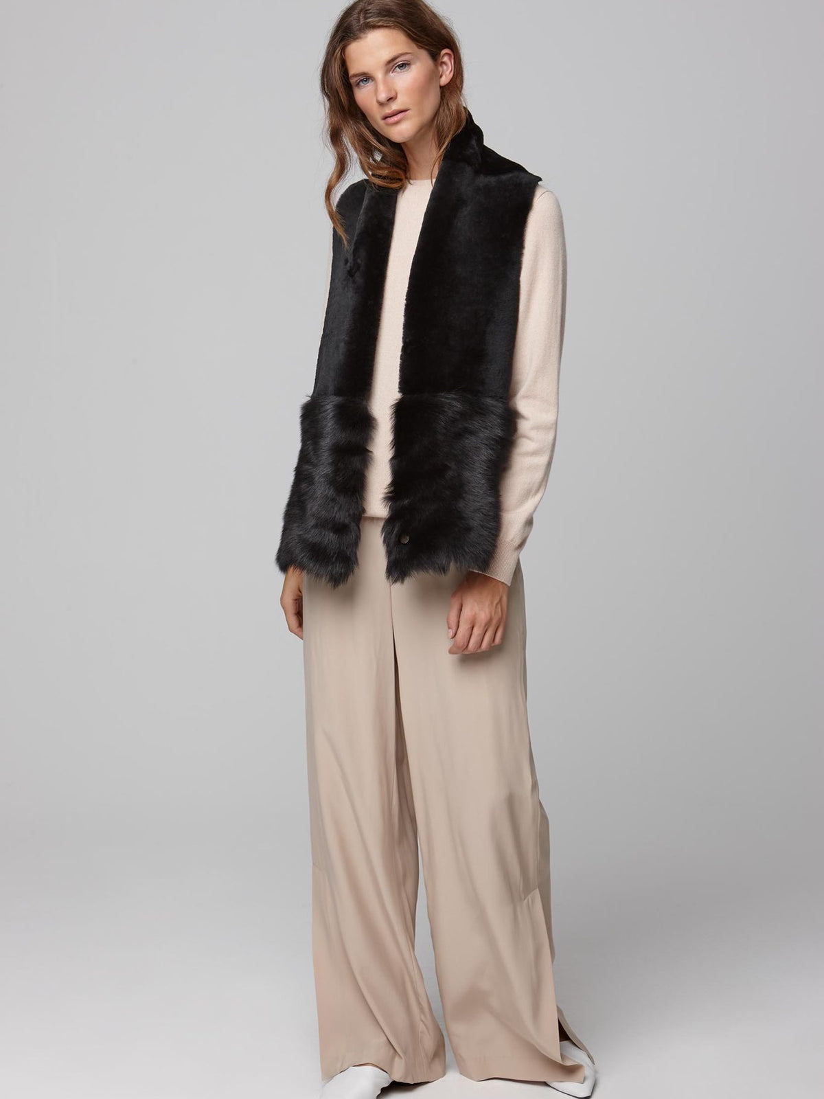 black shearling baby mixed texture scarf - women | gushlow and cole - cell image 1