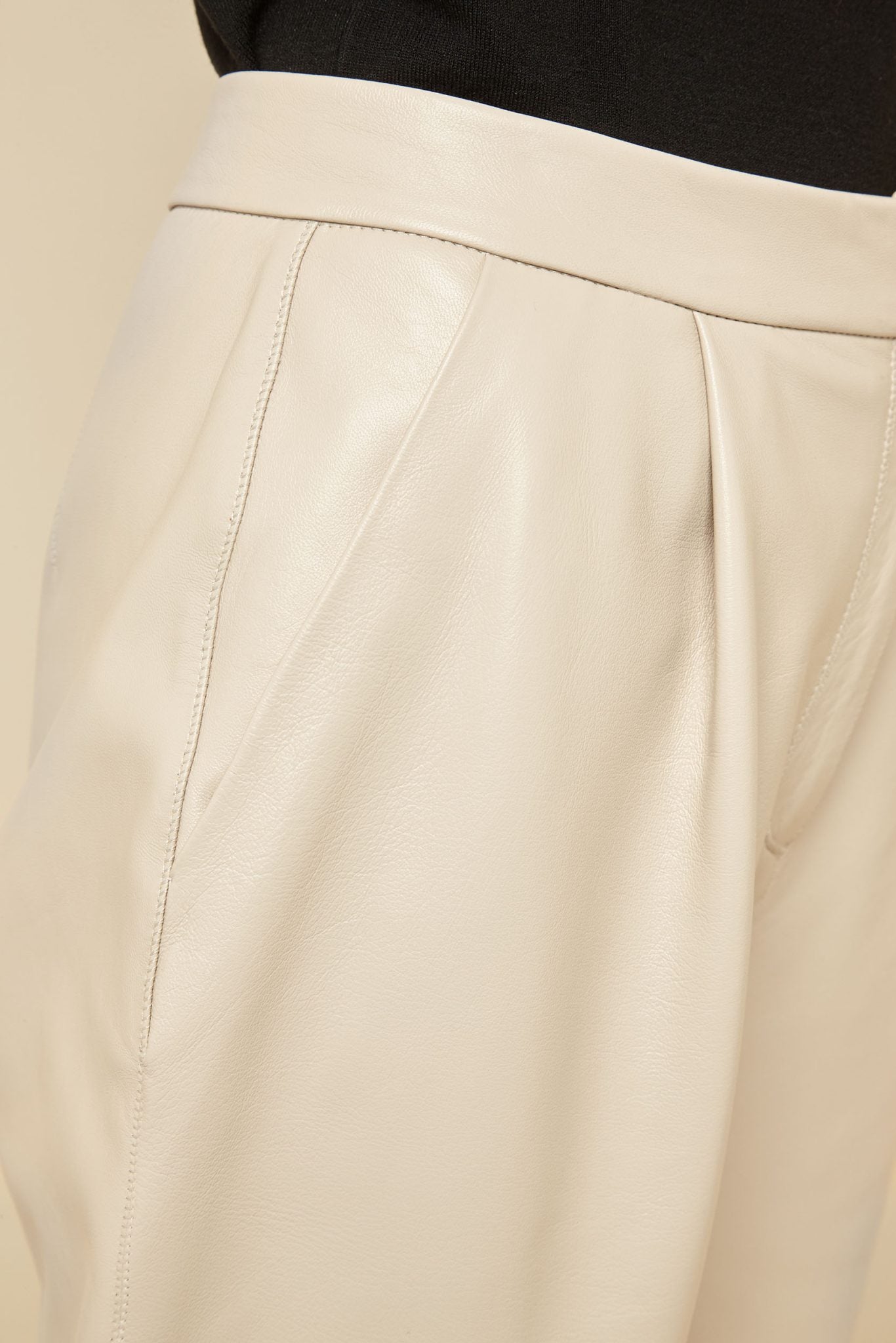 cream pleated leather trousers - women | gushlow and Cole - PPFN0-CRE - 39134