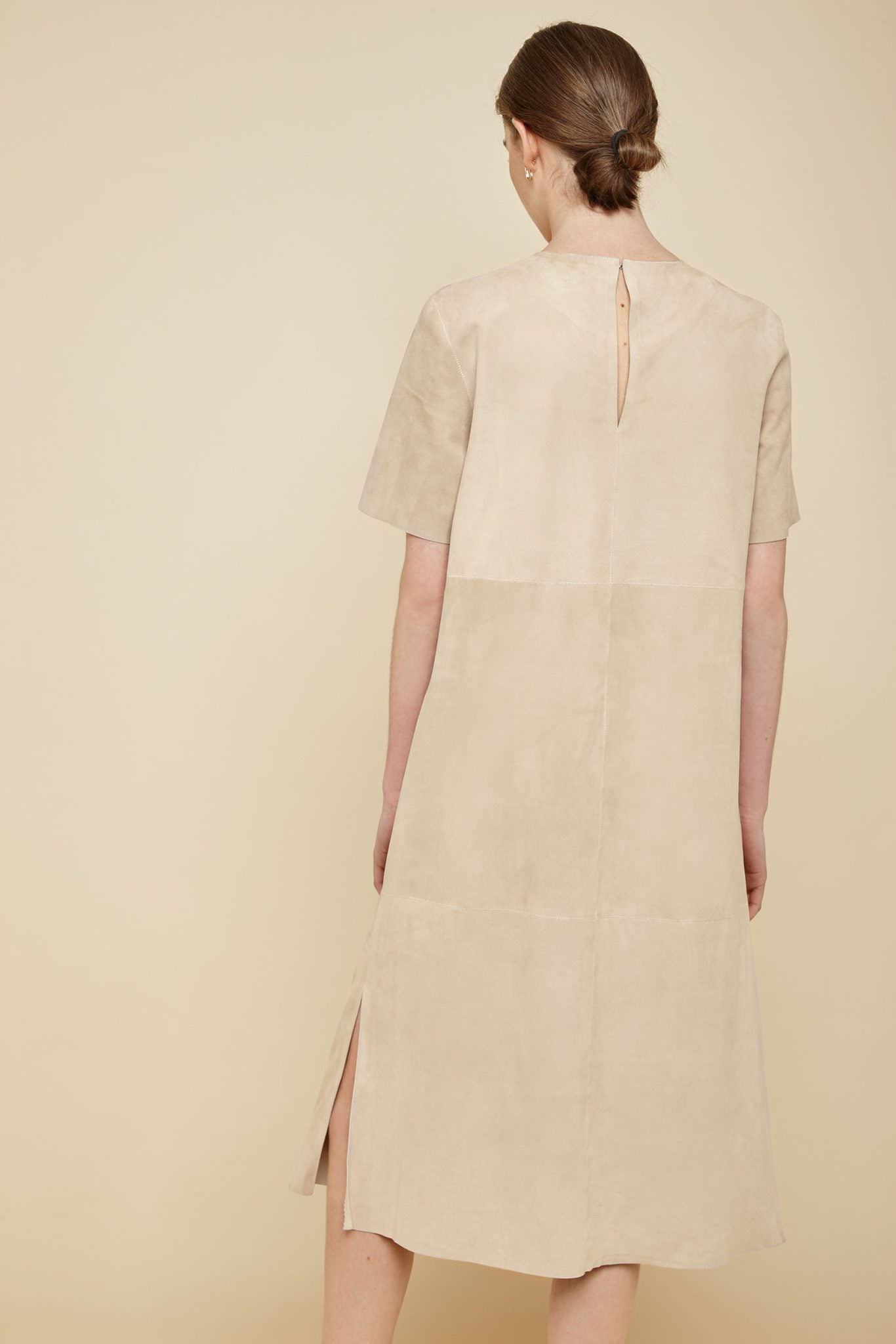 cream suede t shirt dress - women | gushlow and Cole - DTSHS1-ECR - 836928