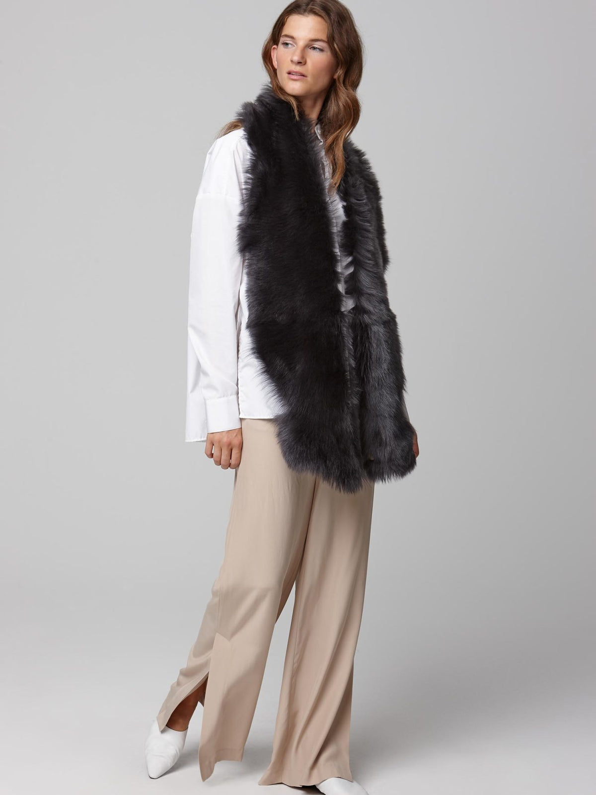 dark grey long shearling scarf - women | gushlow and cole - cell image 1