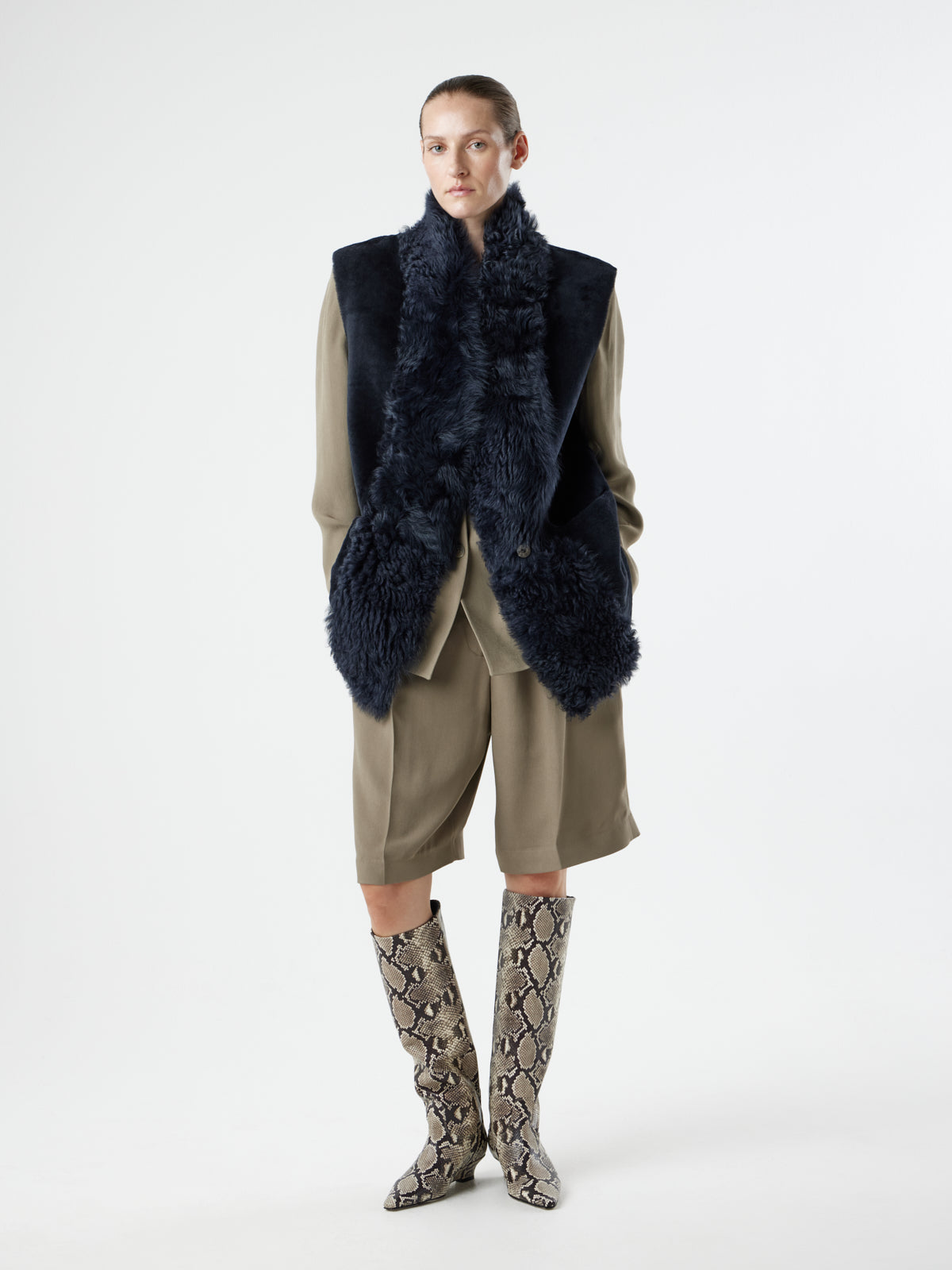 Stand Collar Taper Gilet
