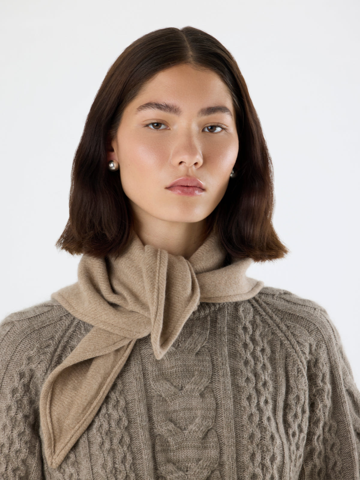 Biscuit Woven Cashmere Triangle Scarf | Womens | Gushlow & Cole