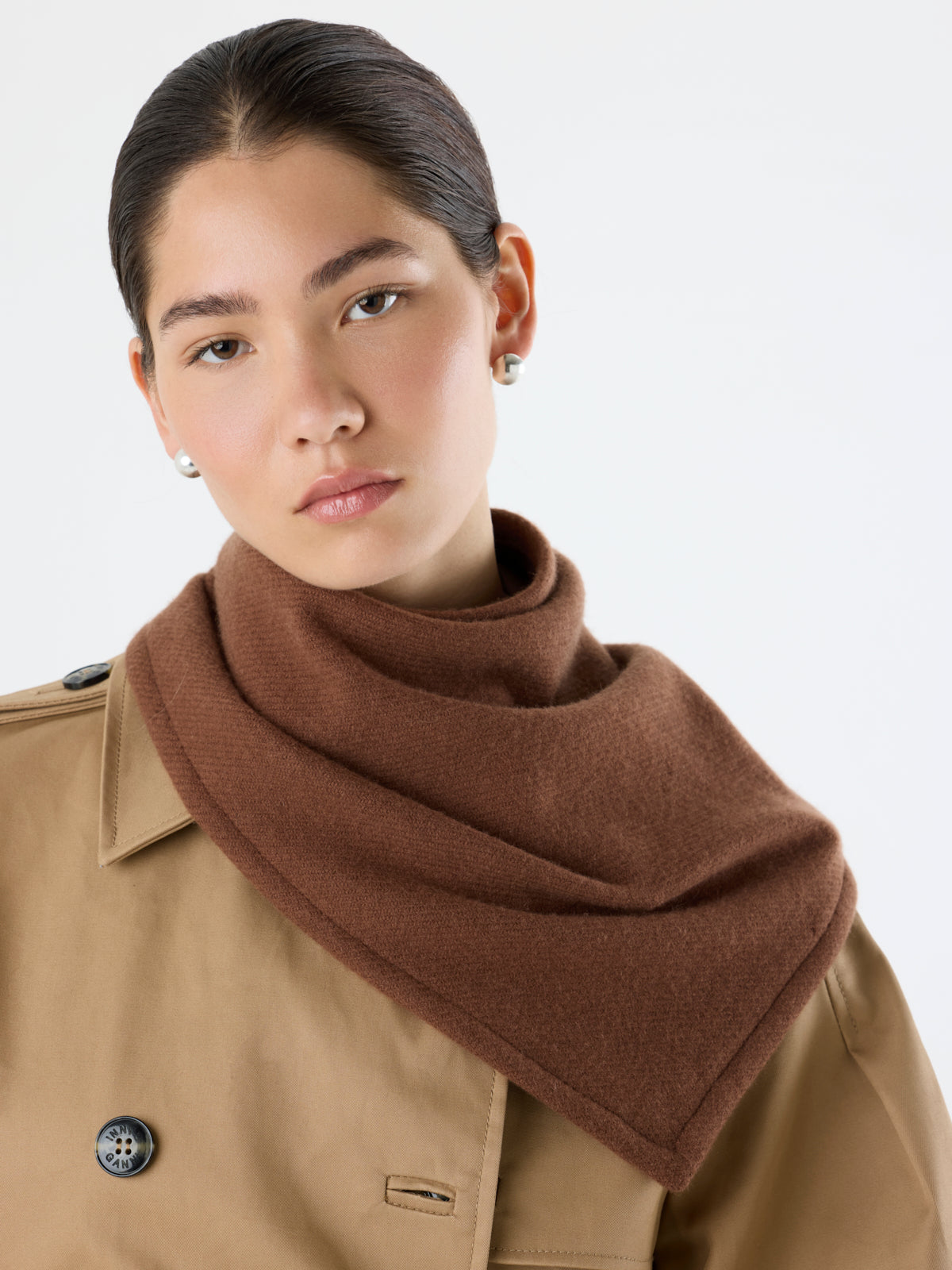 Chestnut Woven Cashmere Triangle Scarf | Womens | Gushlow & Cole