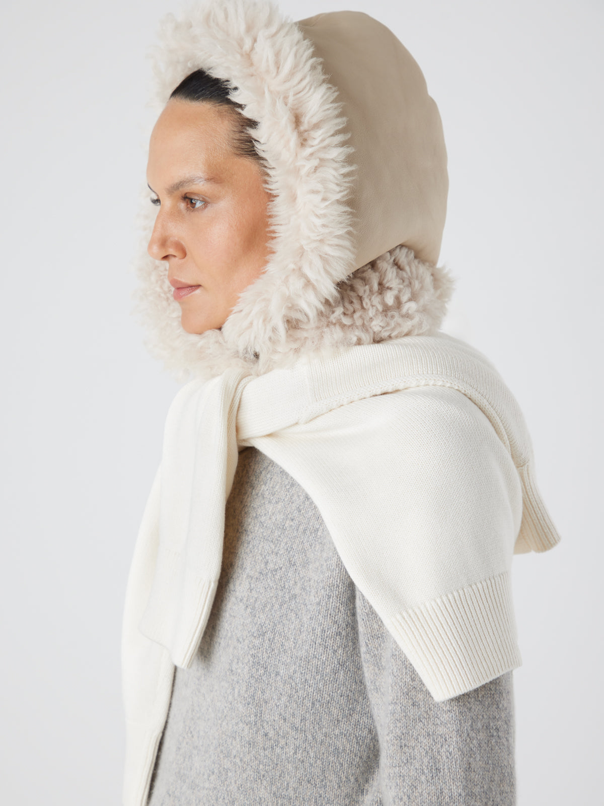 Cream Curly Shearling Hood | Womens | Gushlow & Cole - model hood up side