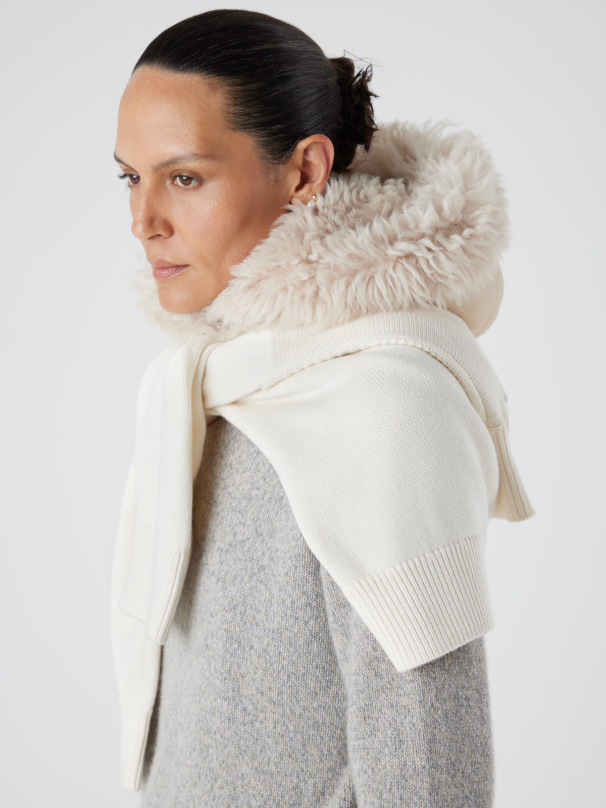 Cream Curly Shearling Hood | Womens | Gushlow & Cole - model hood down side