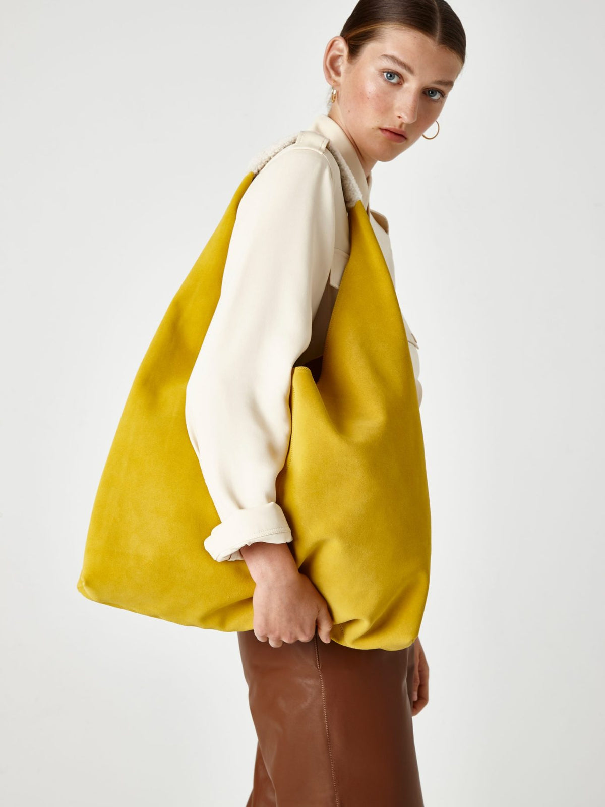 yellow suede slouch bag - women | gushlow & Cole - BLSLOC-SUN