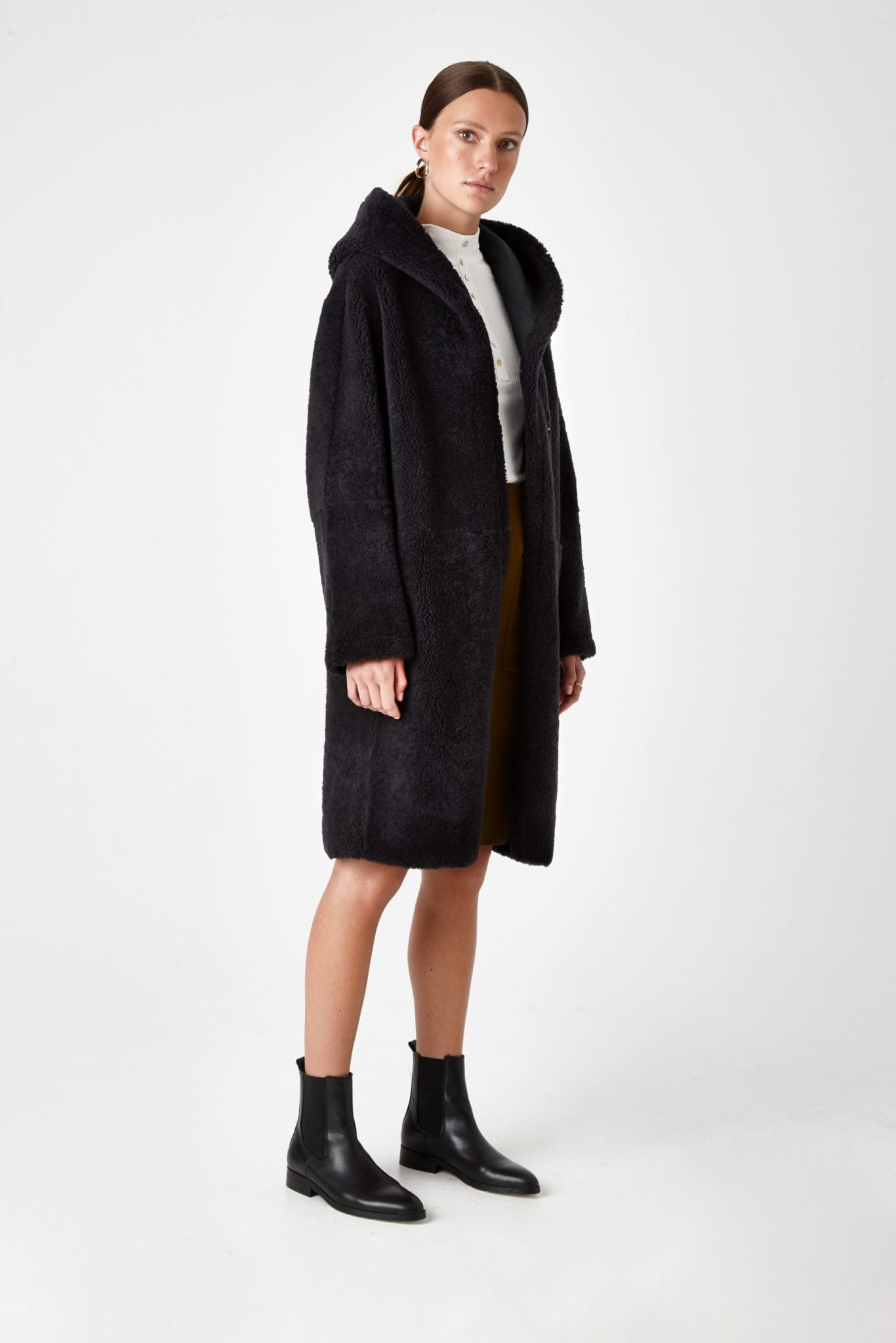 hooded shearling coat - women | Gushlow & Cole - CHODE0-GRA