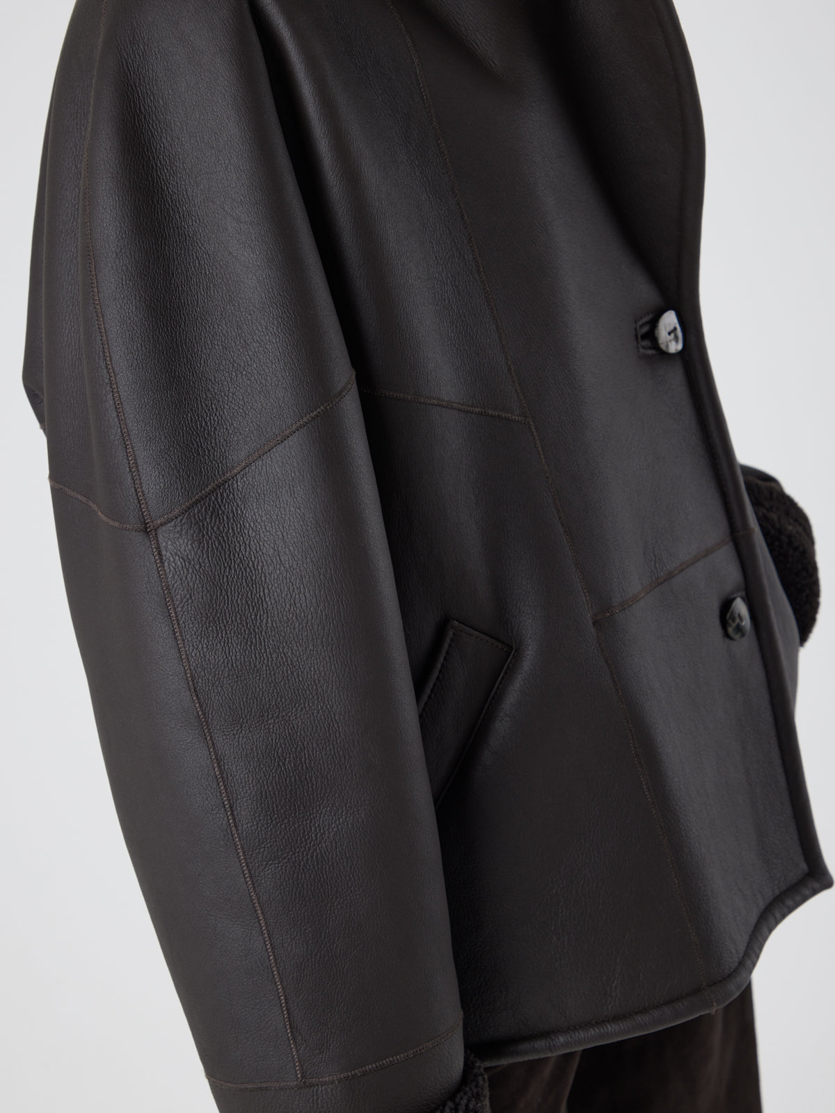 L9020 Brown Midi Shearling Coat | Womens | Gushlow & Cole-model crop
