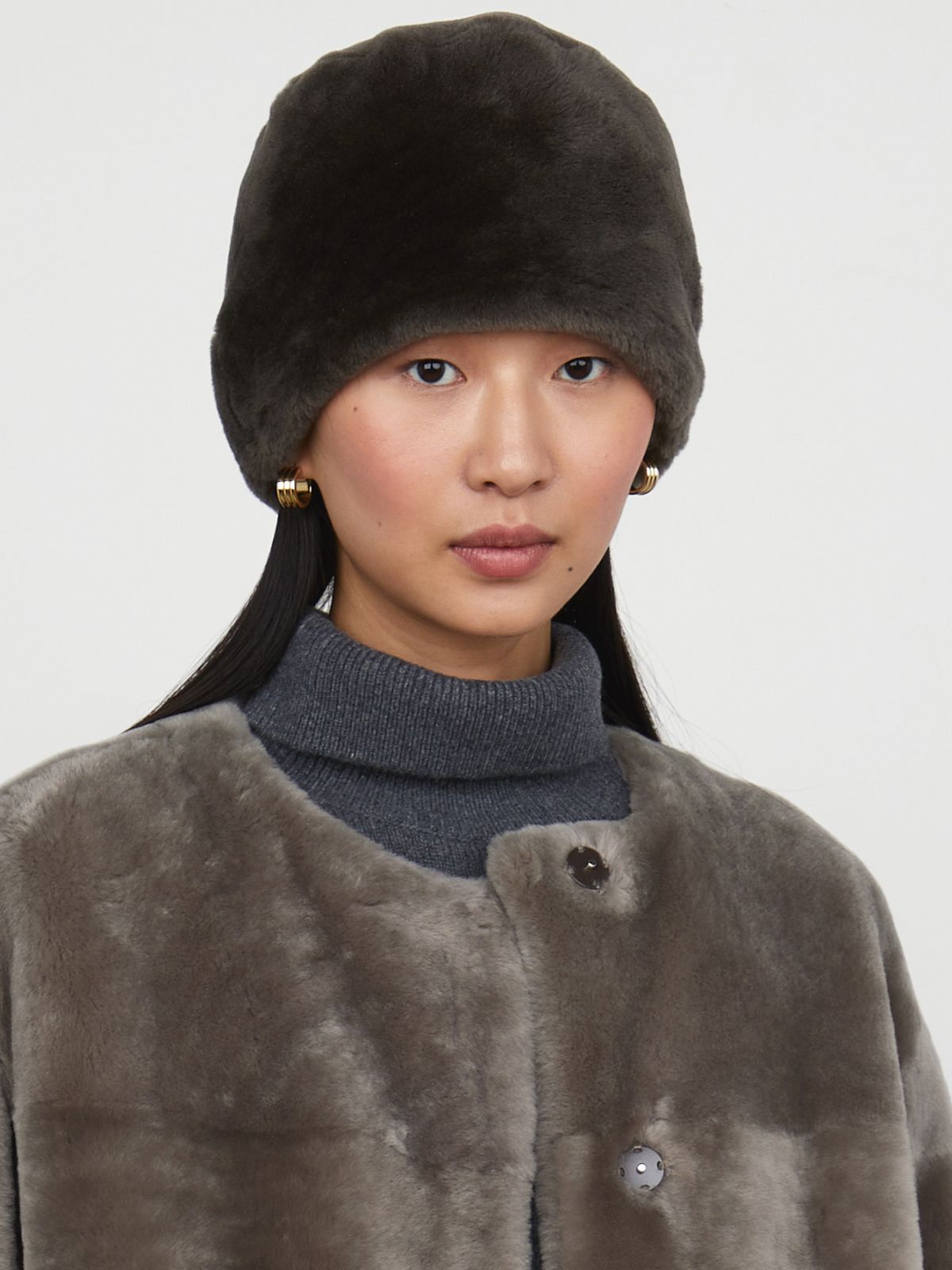 Merino Shearling Pill Box Hat