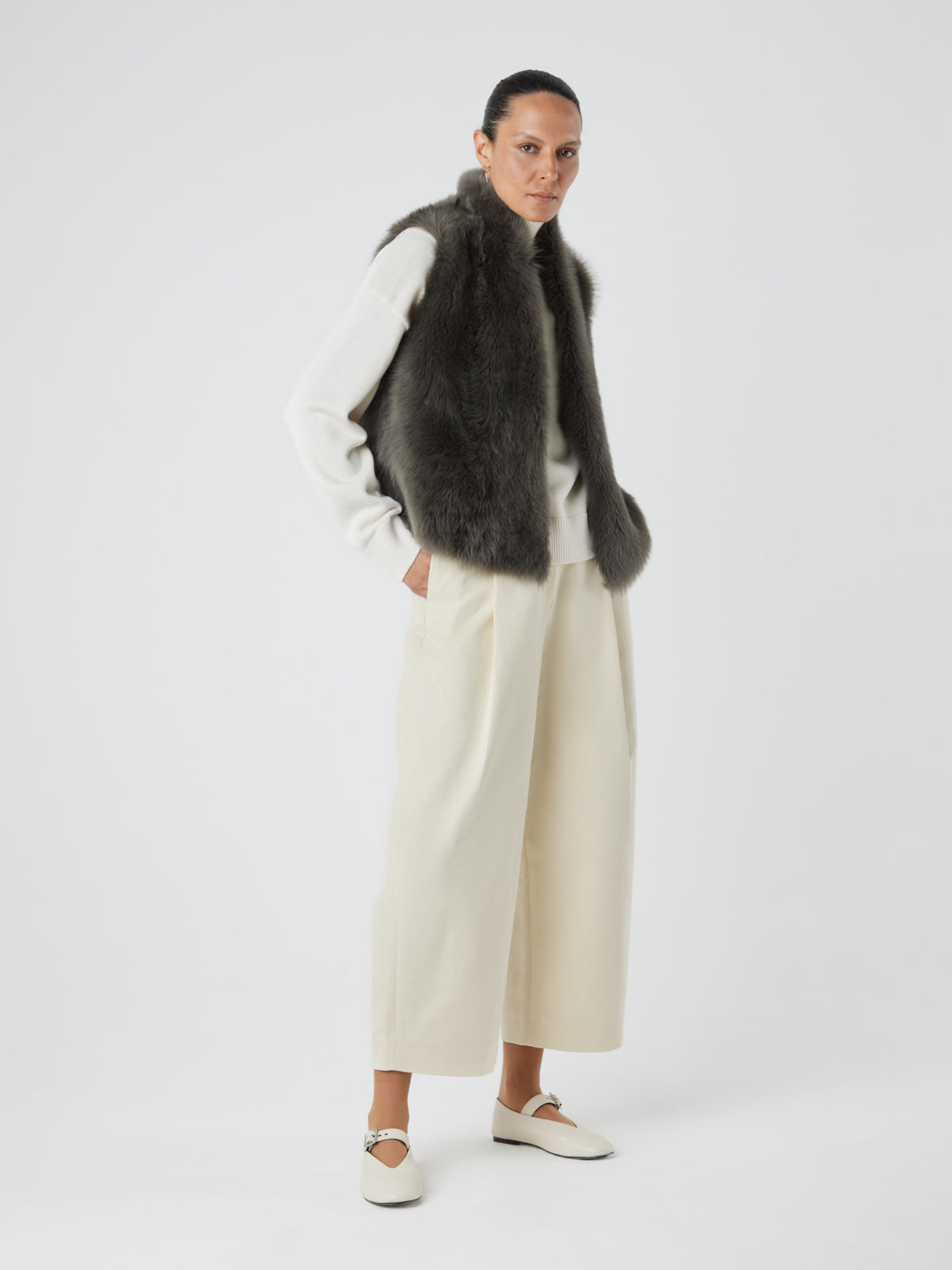 Natural Edge Shearling Gilet