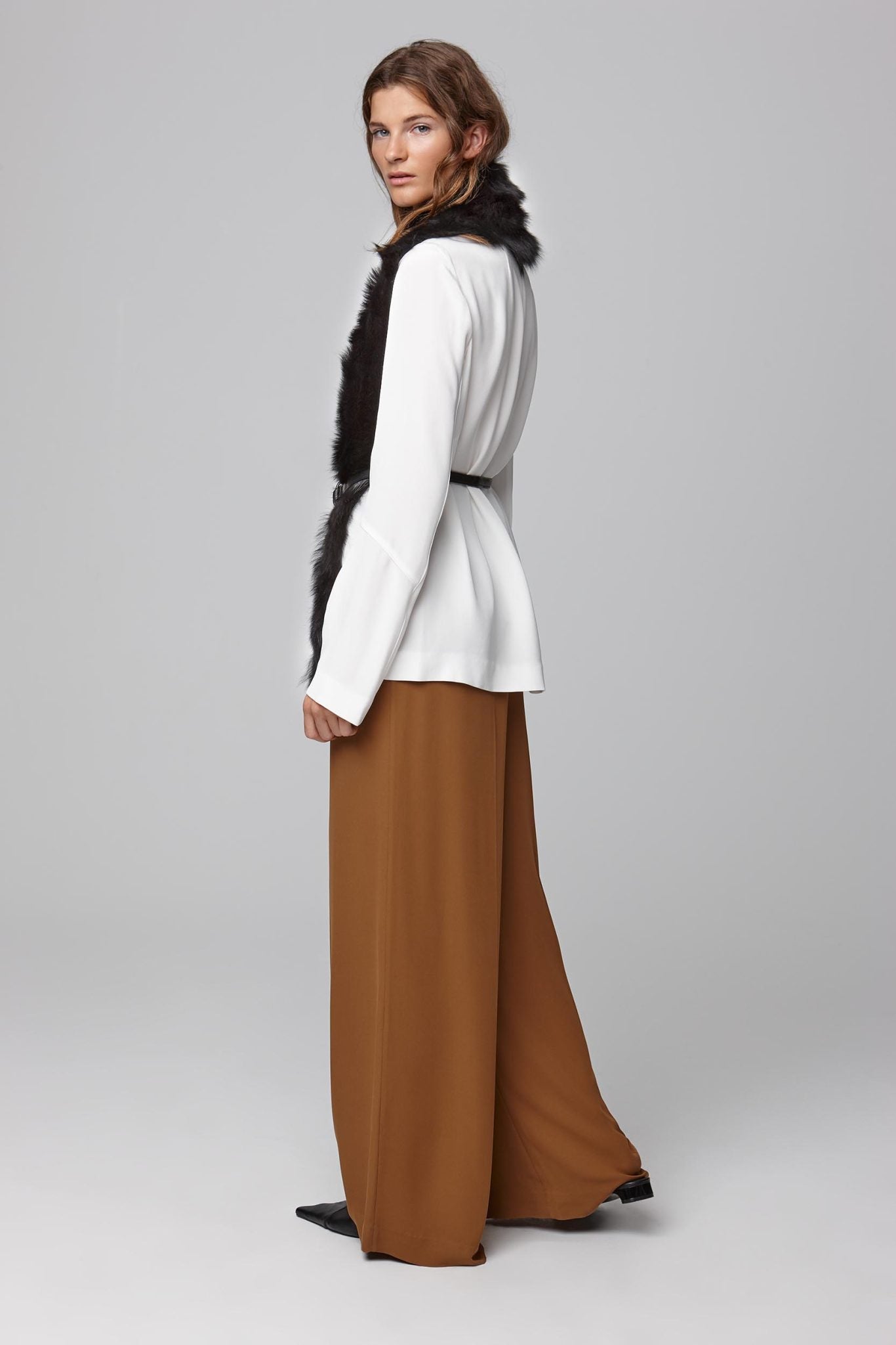 black long shearling scarf with detachable leather belt - women | gushlow and cole - cell image 2