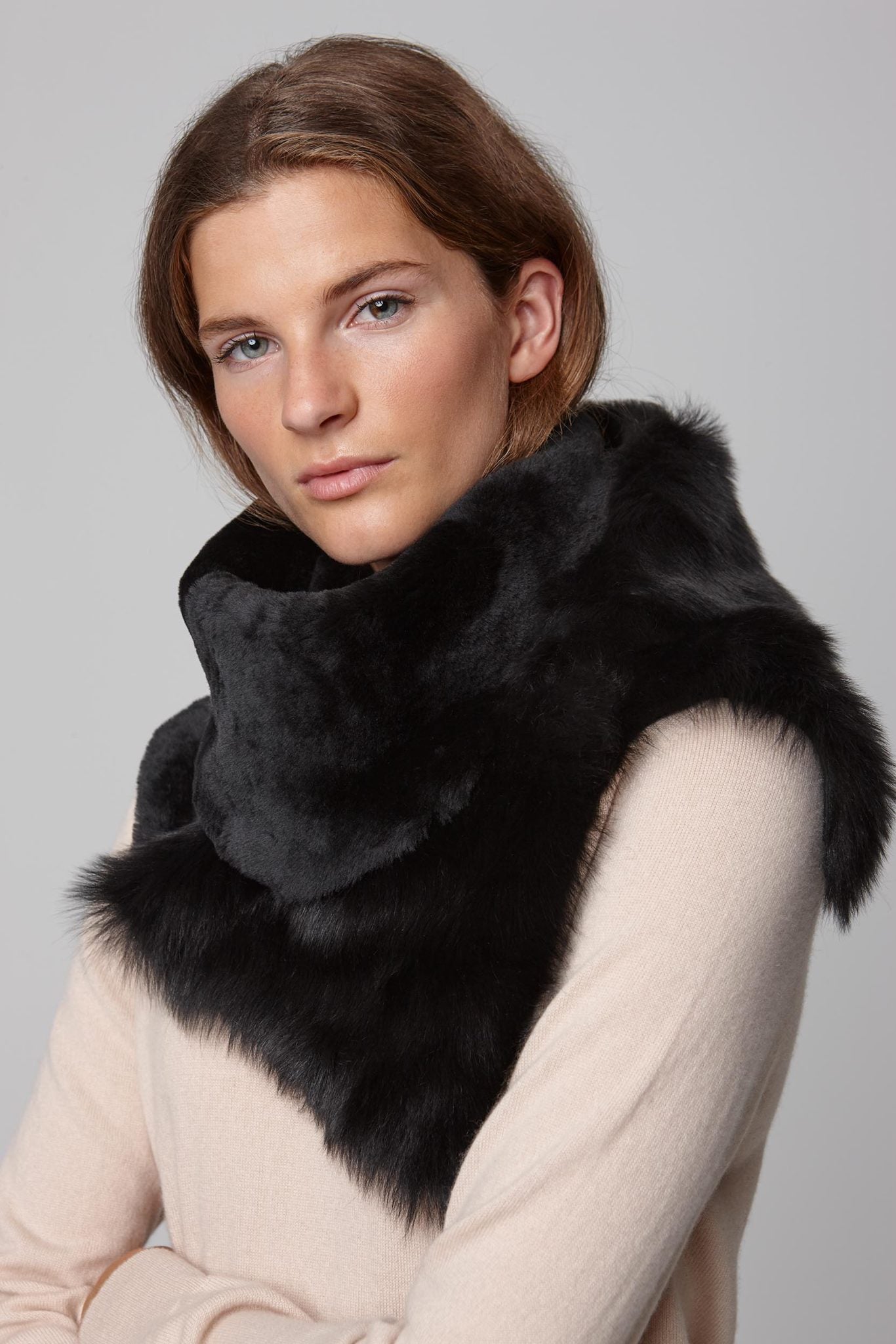 black shearling baby mixed texture scarf - women | gushlow and cole - cell image 3