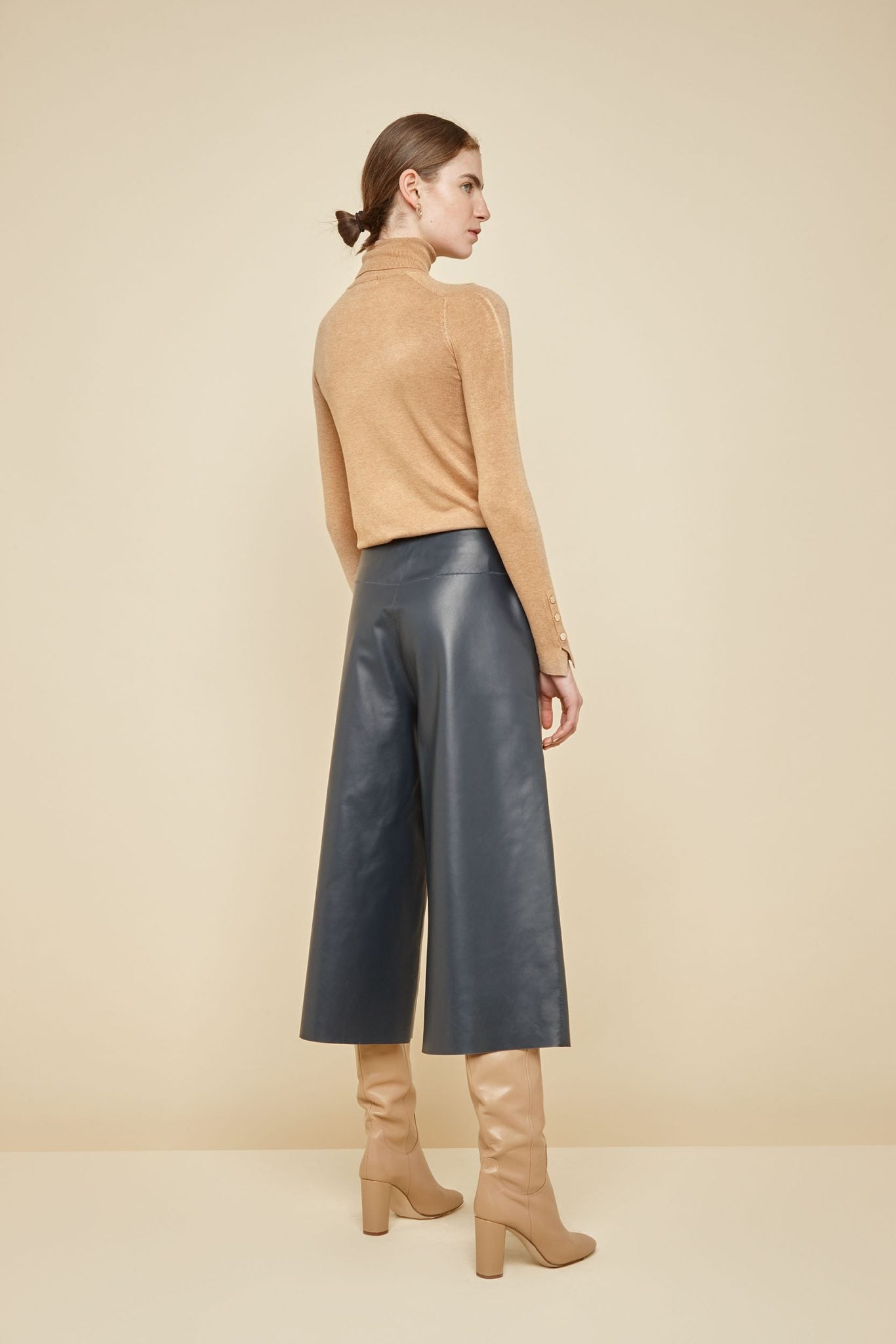 navy leather culottes - women | gushlow and Cole - PCLN0-NAV - 38765
