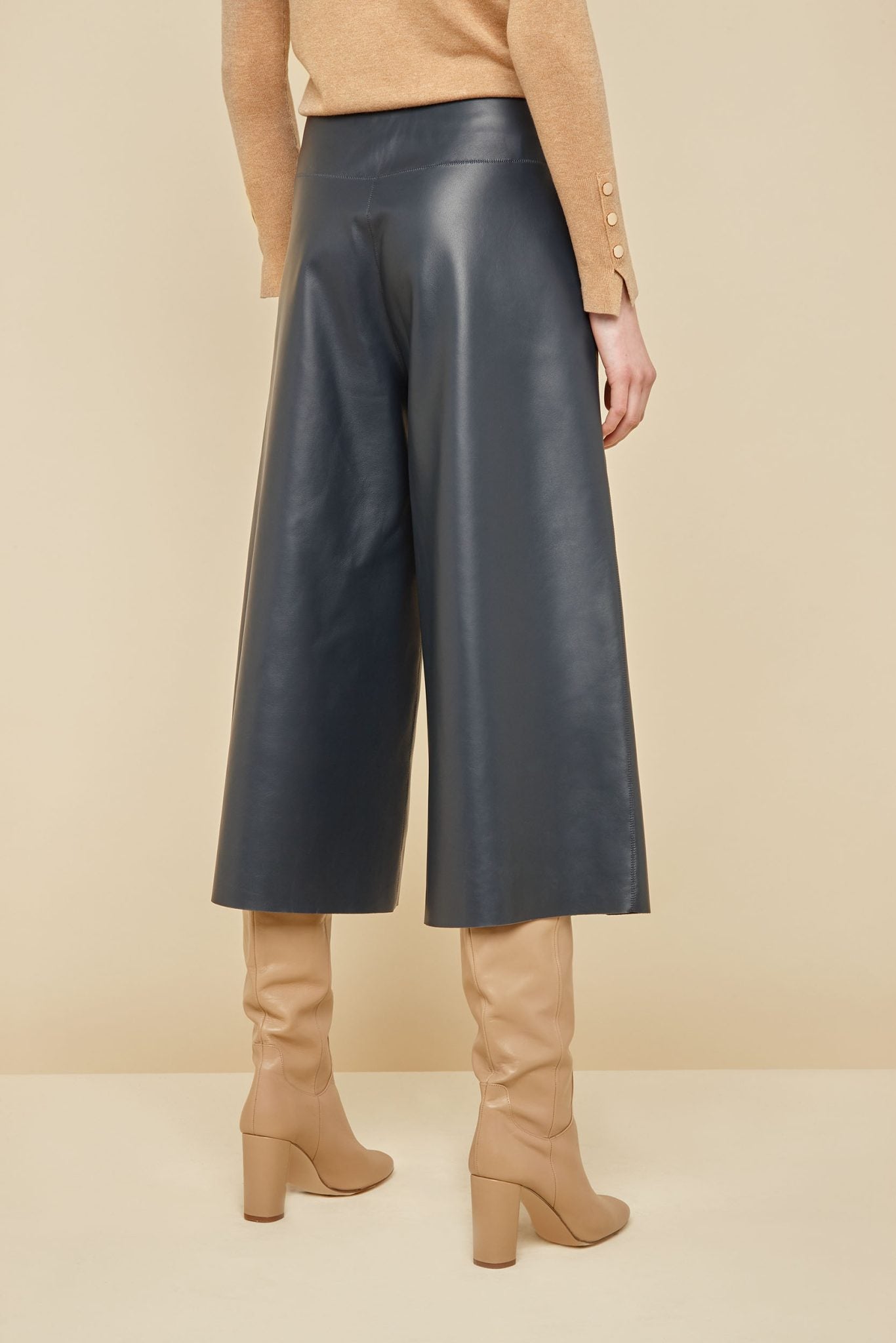 navy leather culottes - women | gushlow and Cole - PCLN0-NAV - 38813