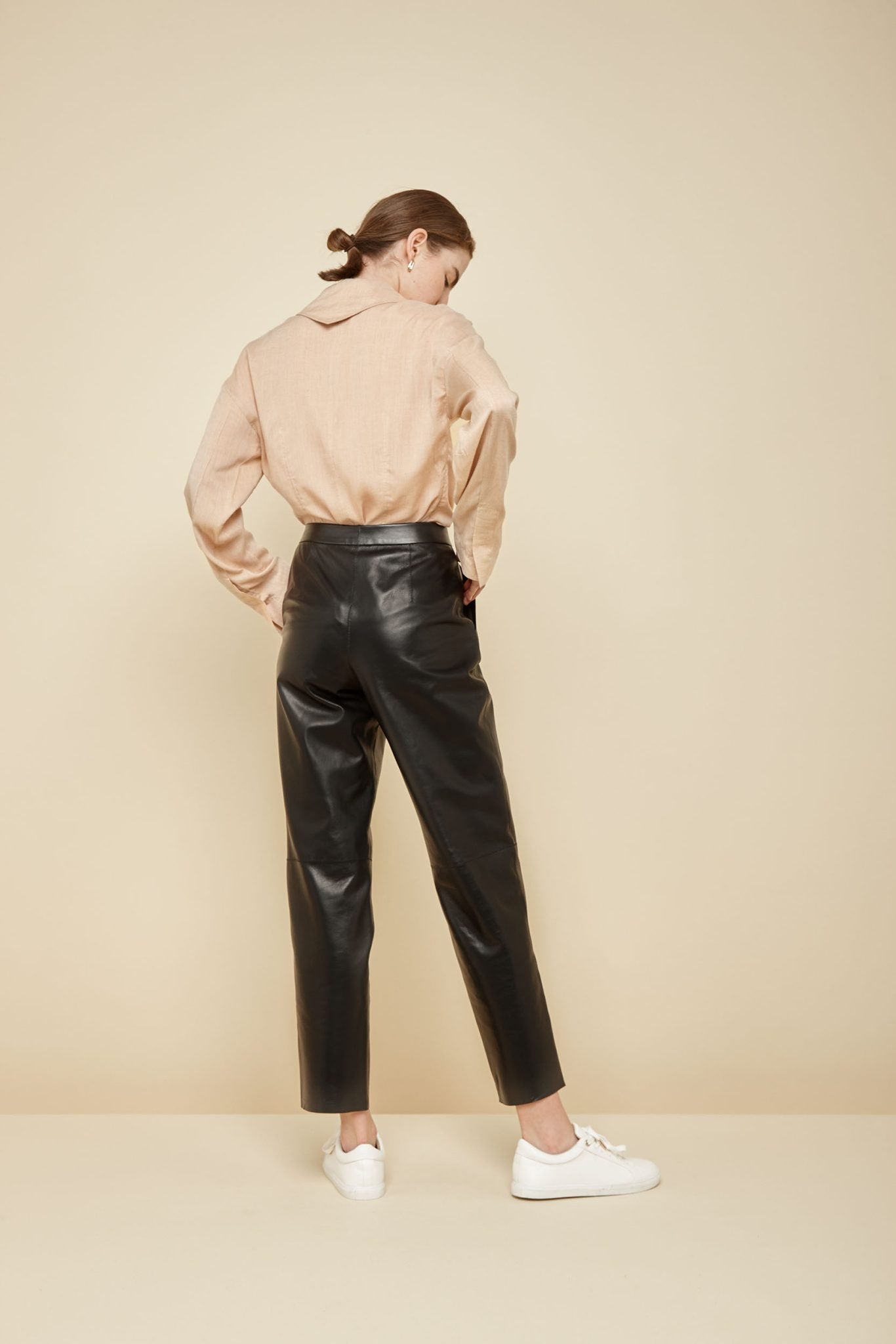 pleated cream leather trousers - women | gushlow and Cole - PPFN0-CRE - 37185