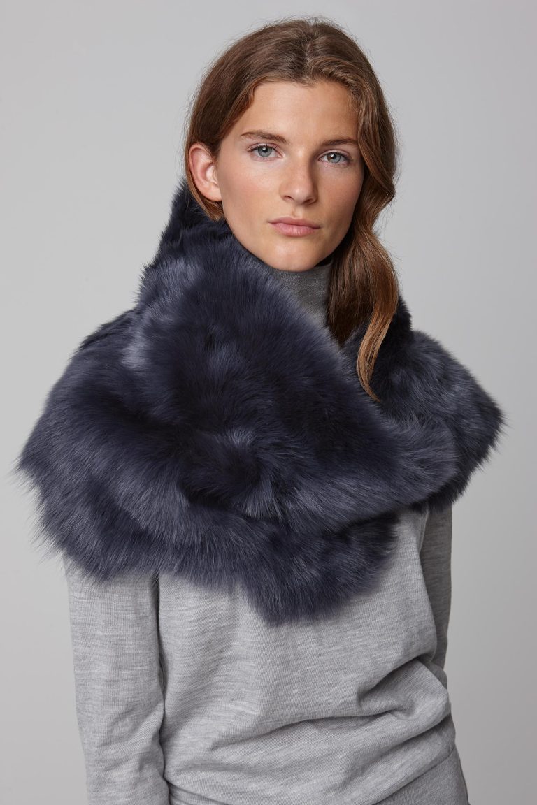 two button shearling snood scarf in navy - women | gushlow and cole - cell image 2