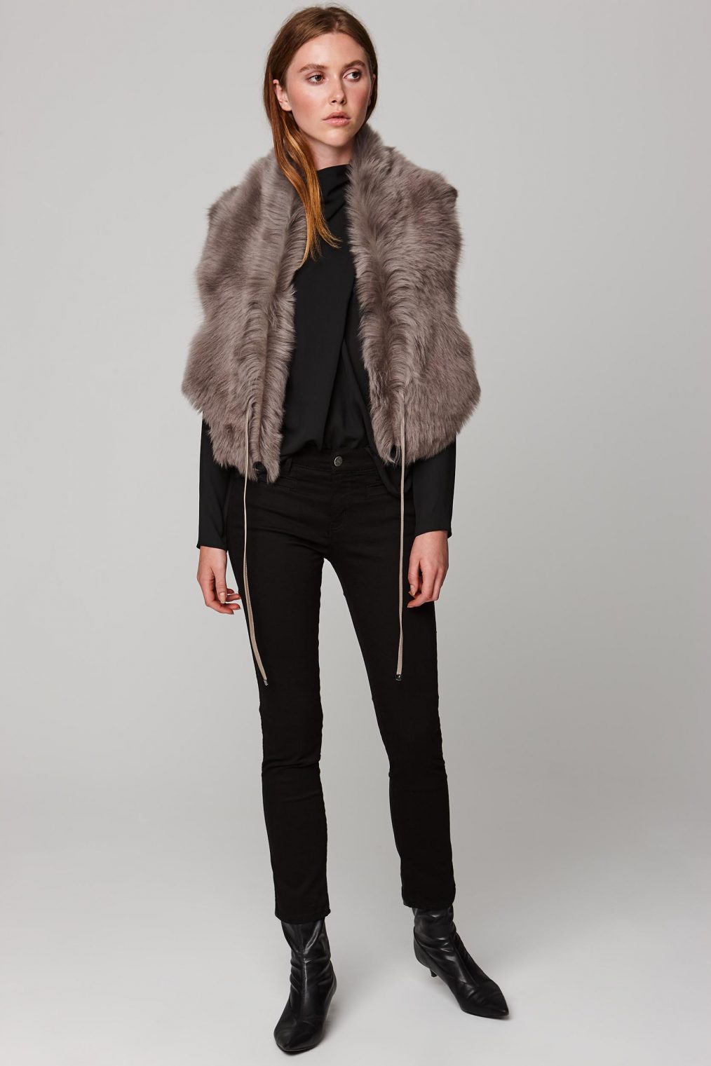Shearling Shawl Scarf in Taupe | Women | Gushlow & Cole