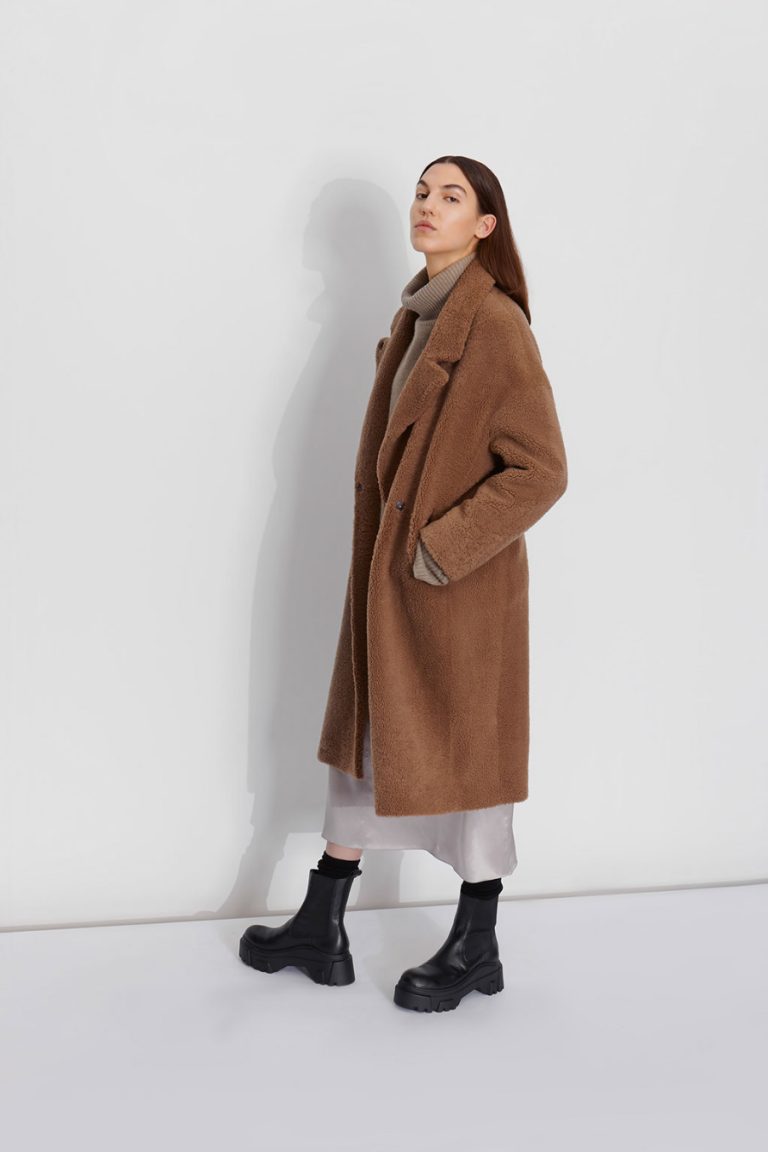 Notch Collar Shearling Coat and hand knit snood | Women | Gushlow & Cole model 3