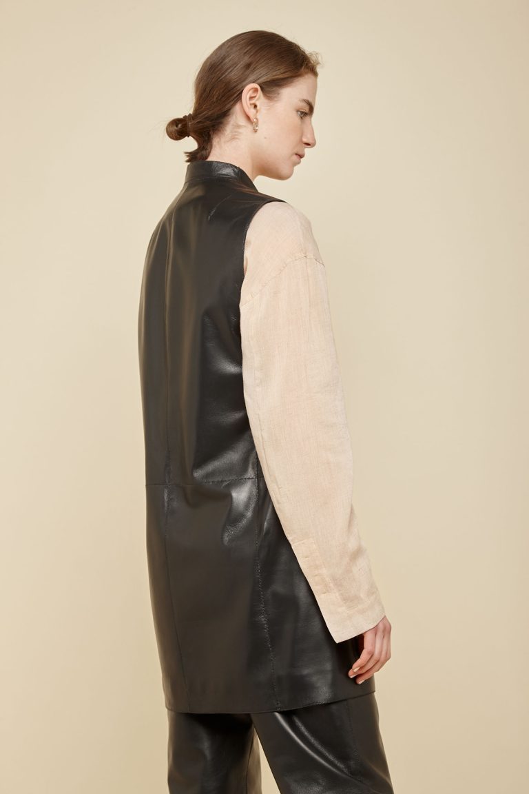 black stand collar leather gilet - women | gushlow and Cole - G3CN0-BLA - 37630