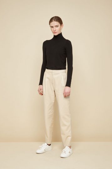 cream pleated leather trousers - women | gushlow and Cole - PPFN0-CRE - 39047