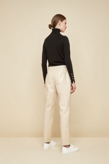 cream pleated leather trousers - women | gushlow and Cole - PPFN0-CRE - 39066