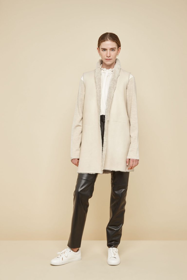 cream stand collar shearling gilet - women | gushlow and Cole - G3CX0-SAN - 40083