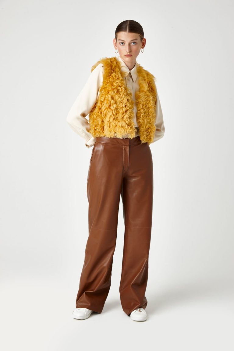 yellow shearling crop gilet - women | gushlow & Cole - GCCR0-SUN