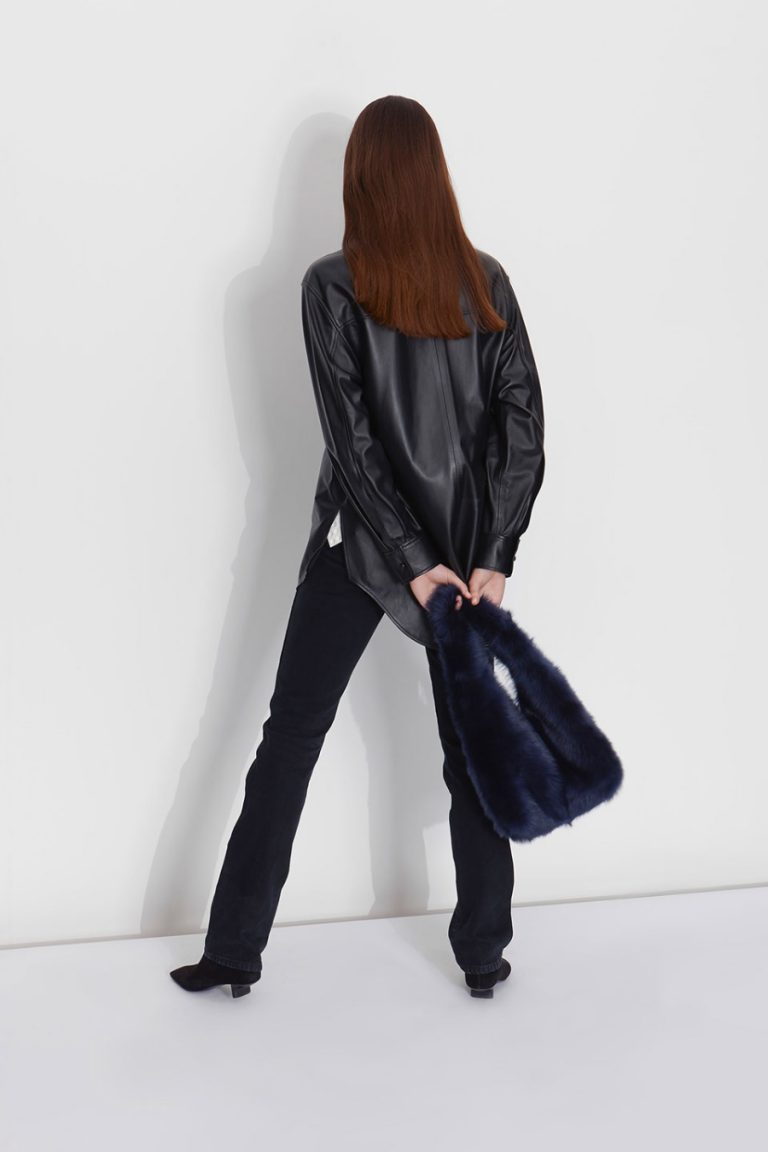 Medium Shearling Tote Bag in Navy | Handbags | Gushlow & Cole 3
