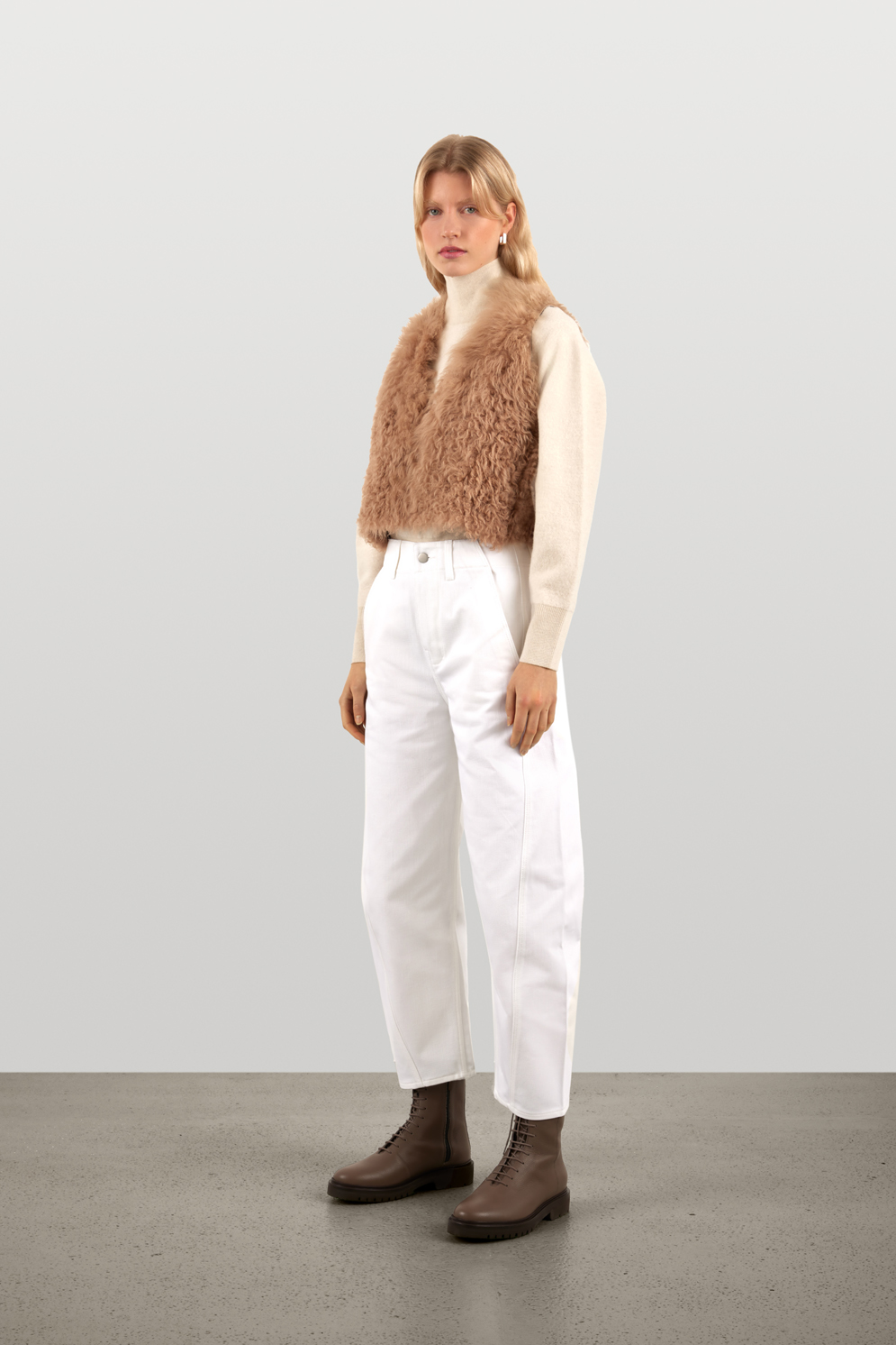 Camel Cropped Shearling Gilet | Womens luxury shearling | Gushlow & Cole - model full length side
