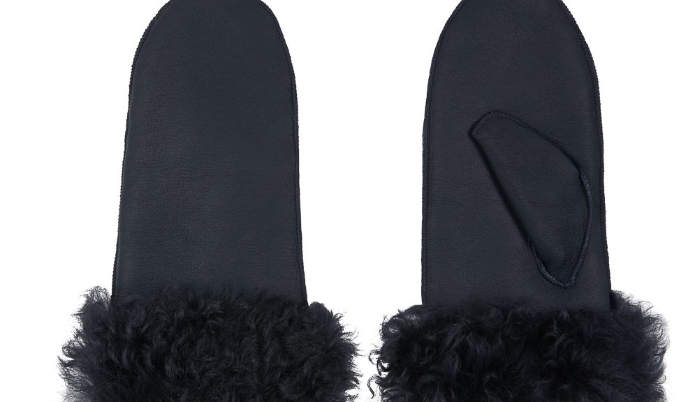 Full Palm Navy Shearling Mittens | Womens | Gushlow & Cole - cut out
