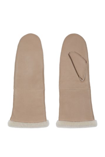 Stone White Gauntlet Shearling Mittens | Womens Luxury Shearling | Gushlow & Cole | product cut out